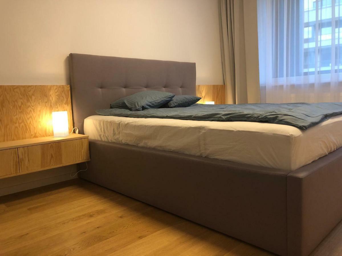 New Modern Urban Apartment Bratislava Eksteriør billede